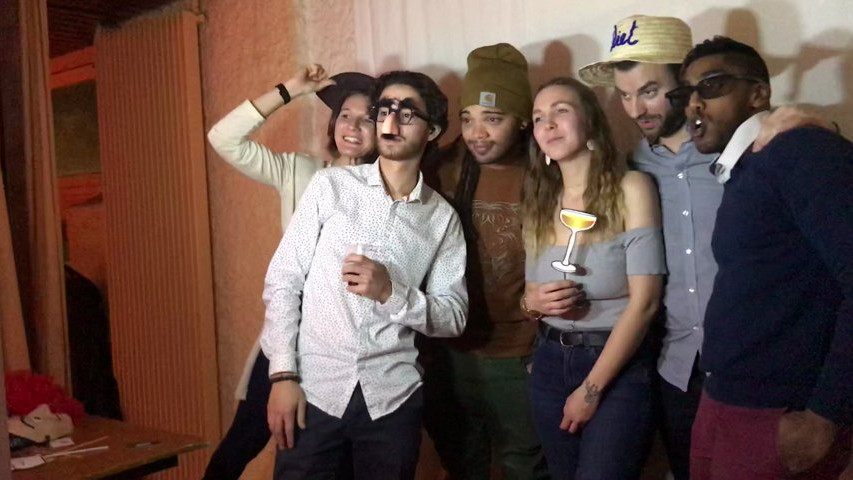 HappyFaceBox