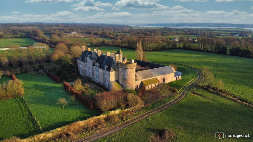 Château de Crosville sur Douve