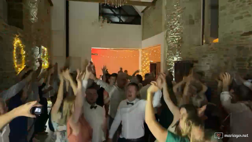 Ambiance lors d’un mariage sur le dancefloor