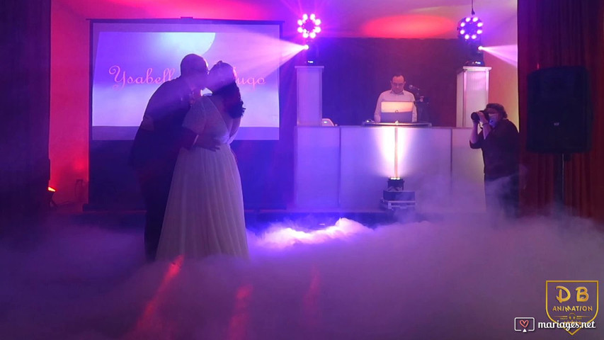 Ouverture de bal féérique avec fumee lourde