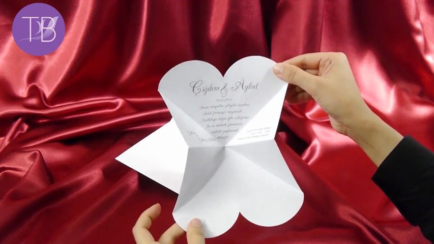 Carte mariage coeur Robe et Costume