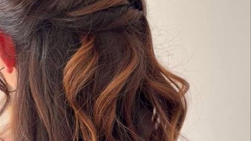 Coiffure et maquillage invitee