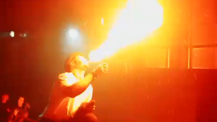 Vidéo Jonglerie de feu