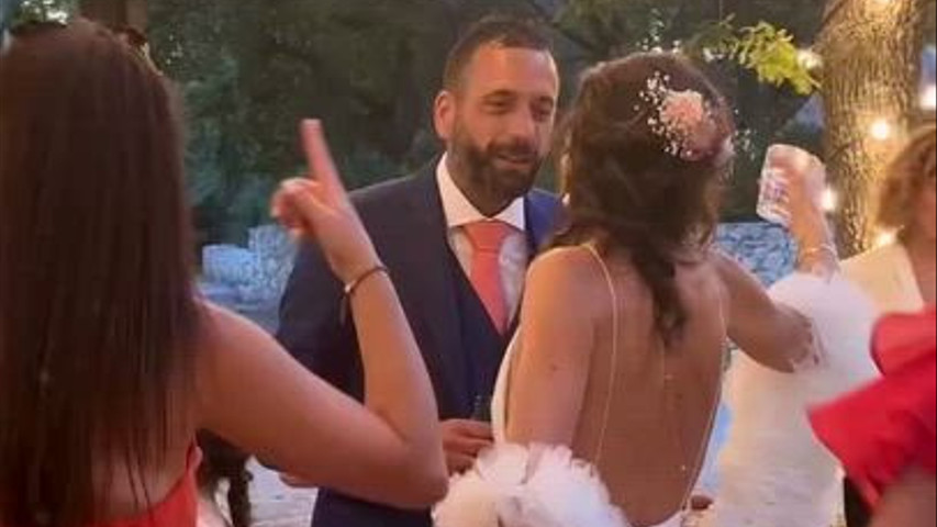 🤵‍♂️👰