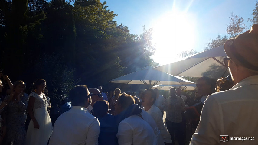 Ambiance de folie pour le mariage de Marine et Antho