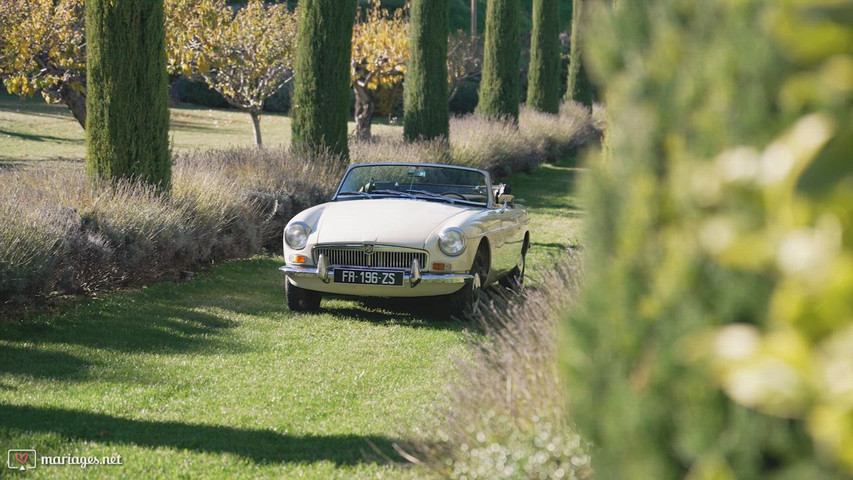 Mariage à l’Abbaye Saint-Eusèbe – Élégance en Provence