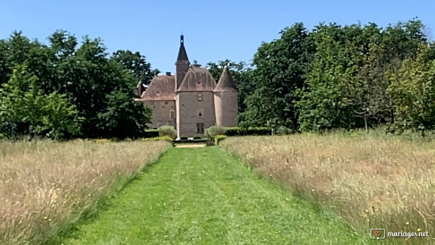 Château de Beauvoir Bourbonnais