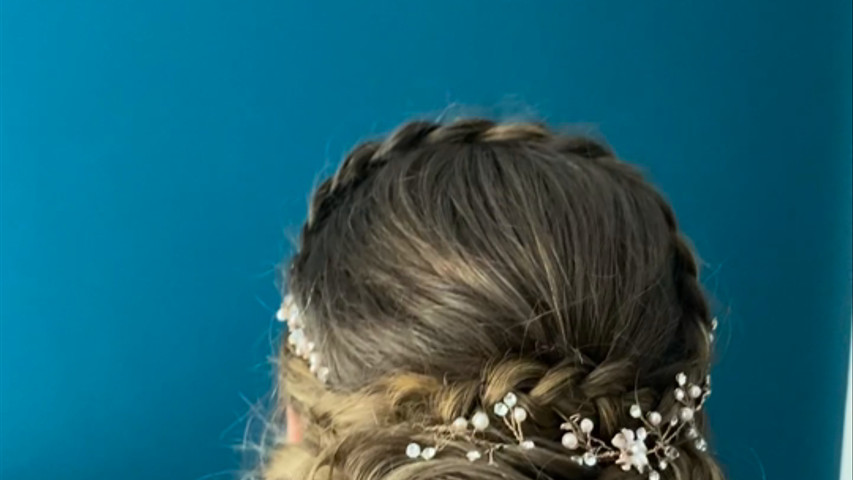 Mise en beauté, Mariée, coiffure et maquillage