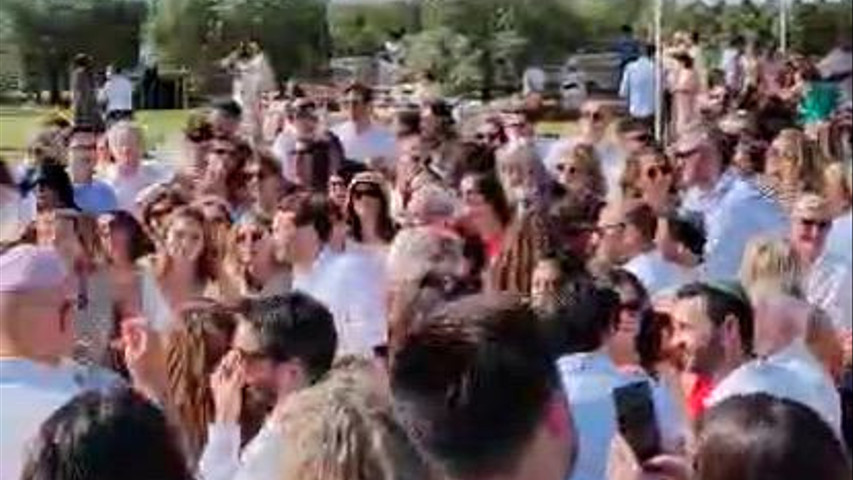 Mariage en plein air du coté de valensole