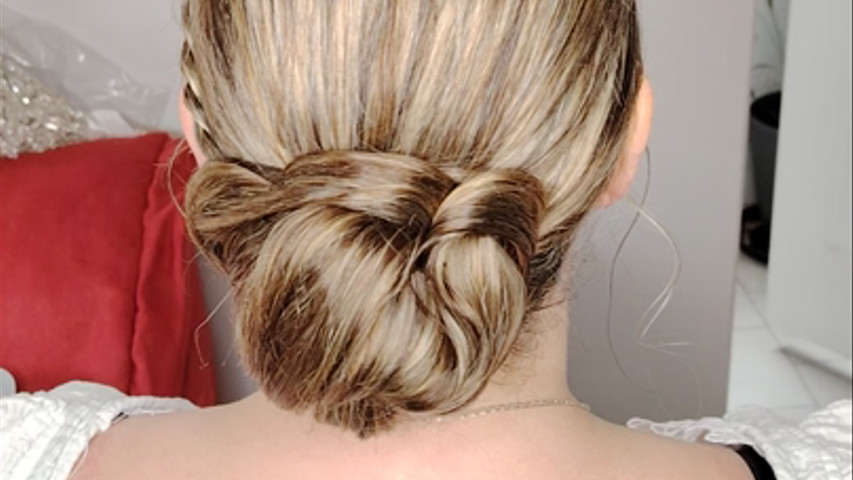 Chignon bohème rapide pour les filles d'honneur 