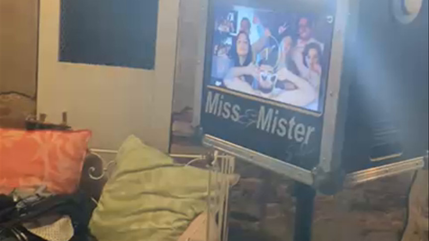 Miss & Mister selfie 