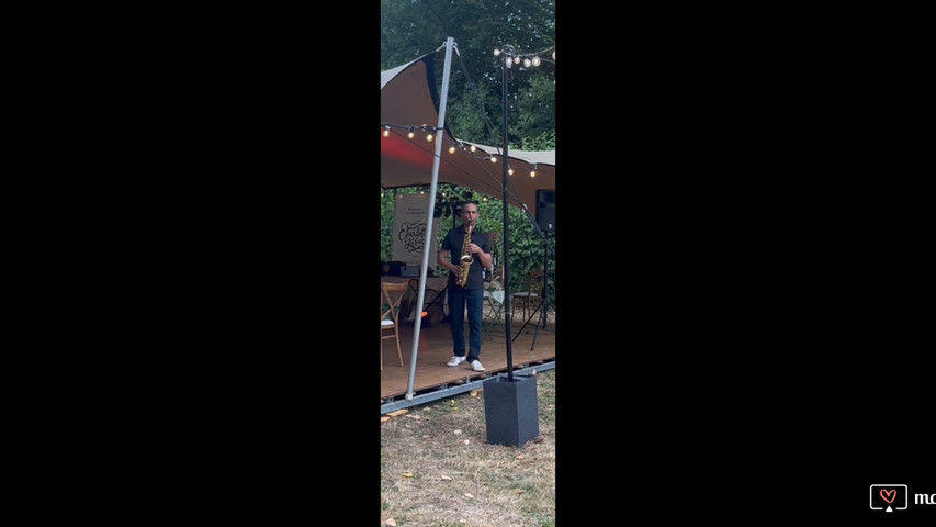 Sax intro 