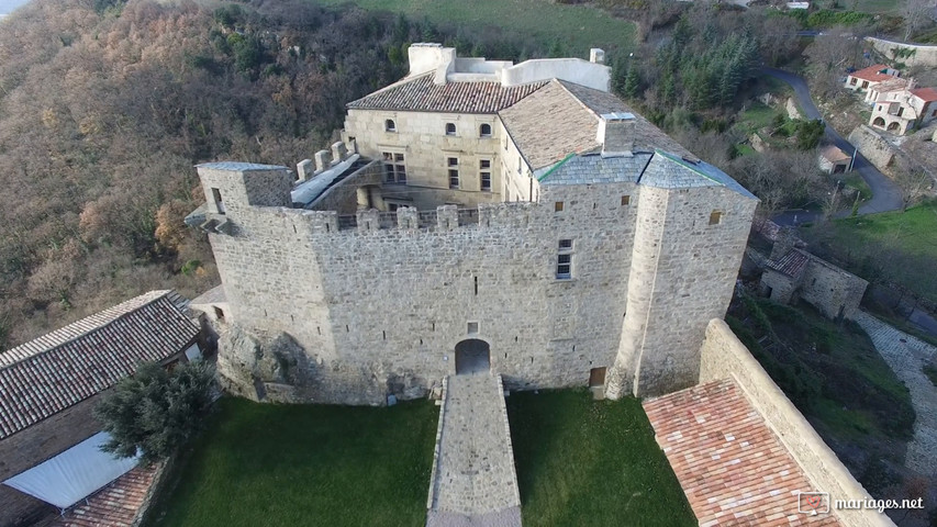 Video aerienne château de dio