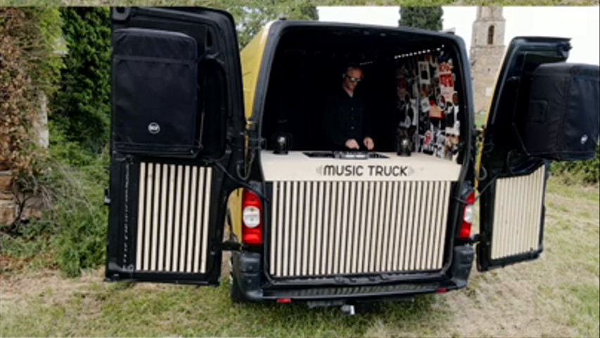 Music truck 