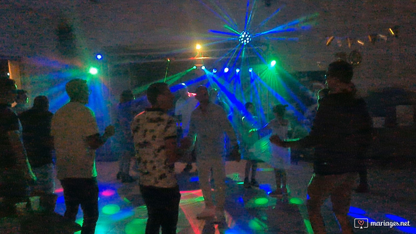 Laser, fumée, bonne ambiance  