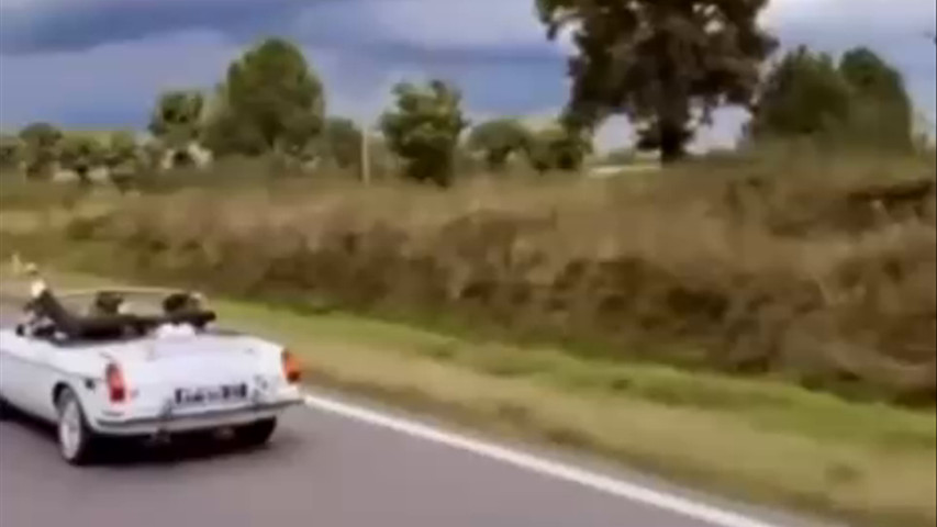 Video mgb blanche 