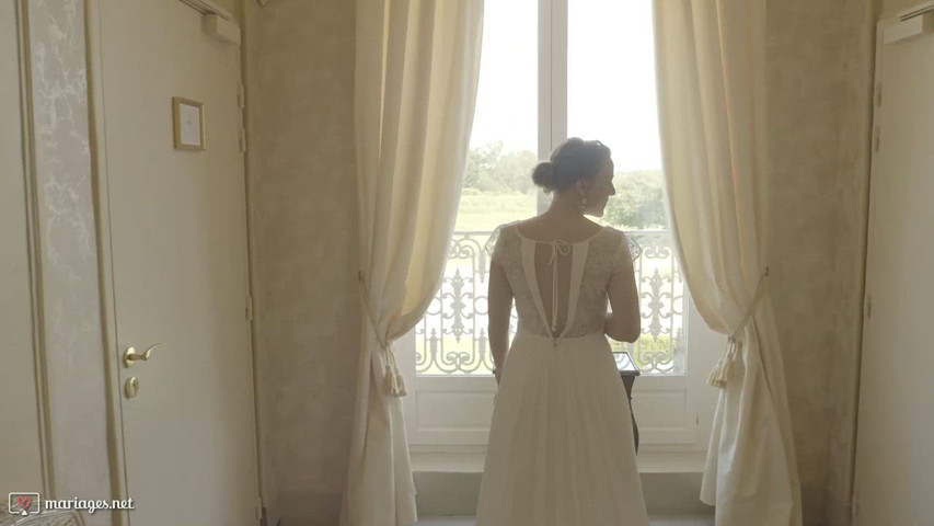 Préparatifs de la mariée – Un moment doux avant le grand jour