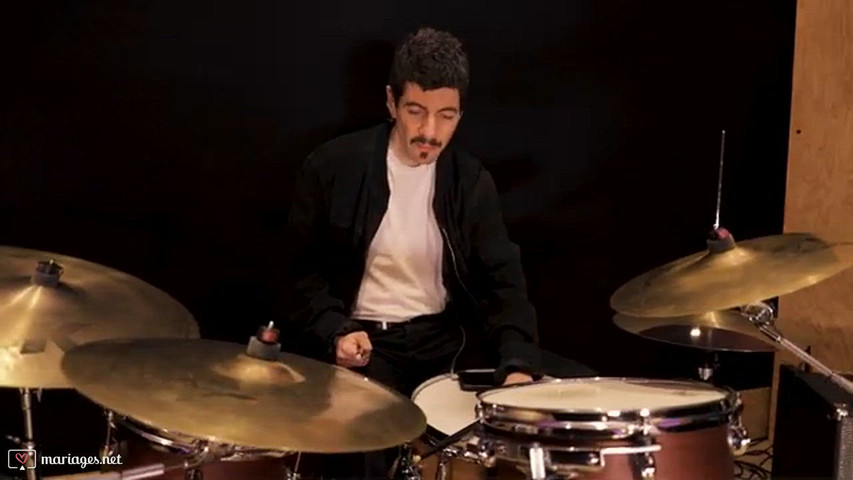 Colors black pumas cover by run for cover 