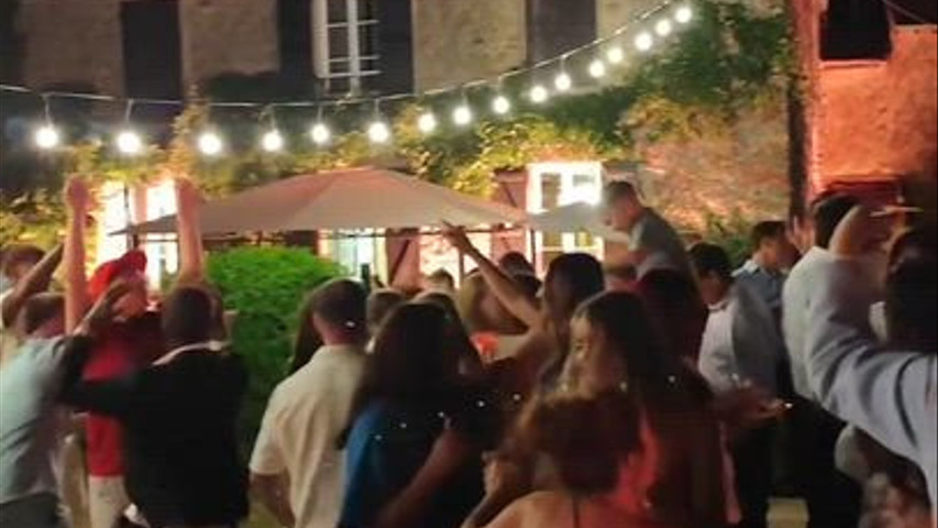 Mariage mixte Anglais vs Brésiliens 