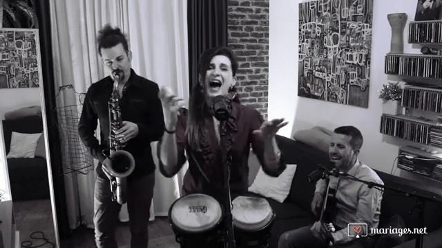 Amour t'es là (Banda Magda) by Karamelis Trio jazz