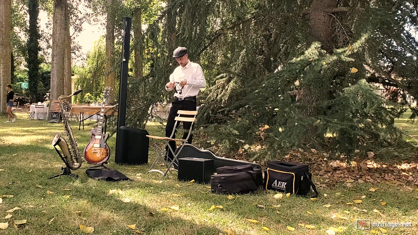 Mariage au château avec Leo Solo saxophoniste et guitariste jazzy