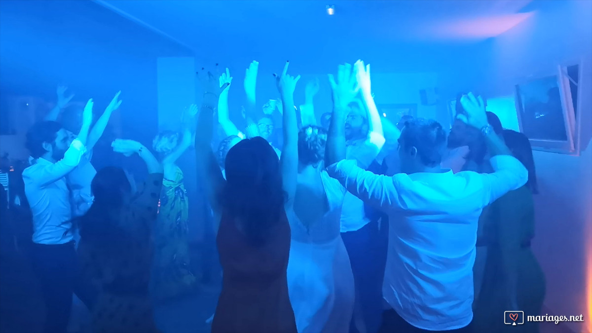 Ambiance soirée (musique non exhaustive) - Plus Event - Vidéo