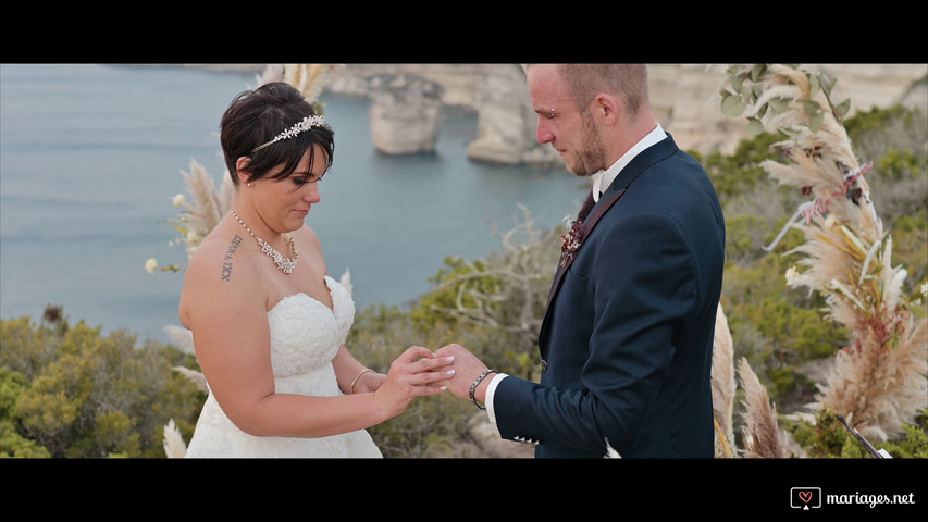 Amandine M "Officiante de cérémonie" Mariage en Corse du Sud