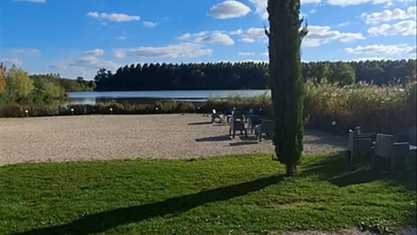 Vue sur cours clos de sathenay  