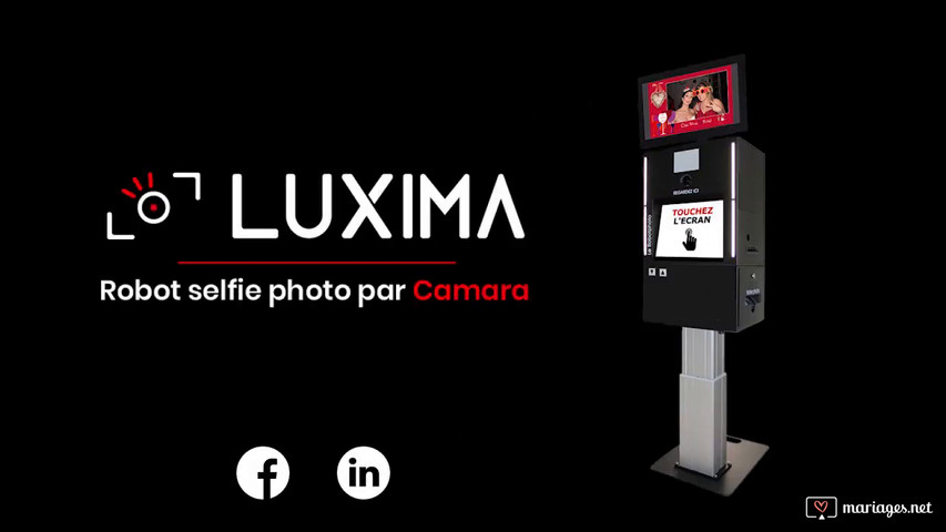 Robot selfie Luxima