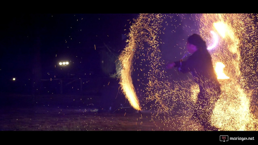 Shay - Spectacle de feu et lumières LED