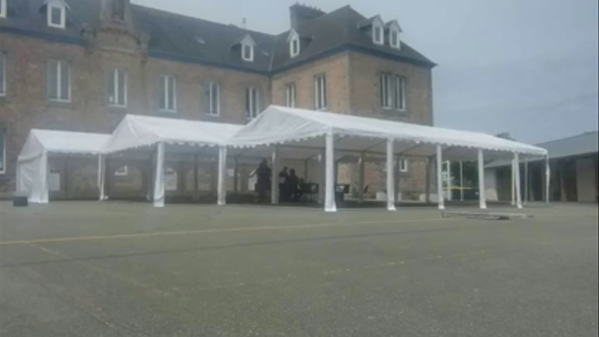 Location de 300 m2 de barnums 