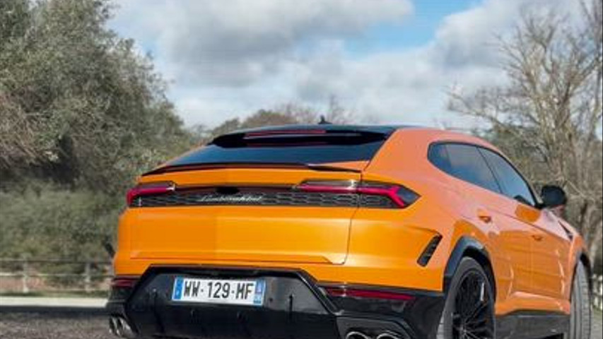 Lamborghini Urus SE 2025 