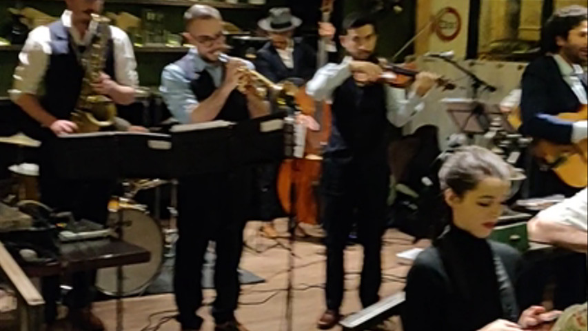 Swing band