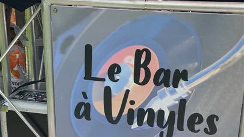 Bar à Vinyles en Vin d'Honneur