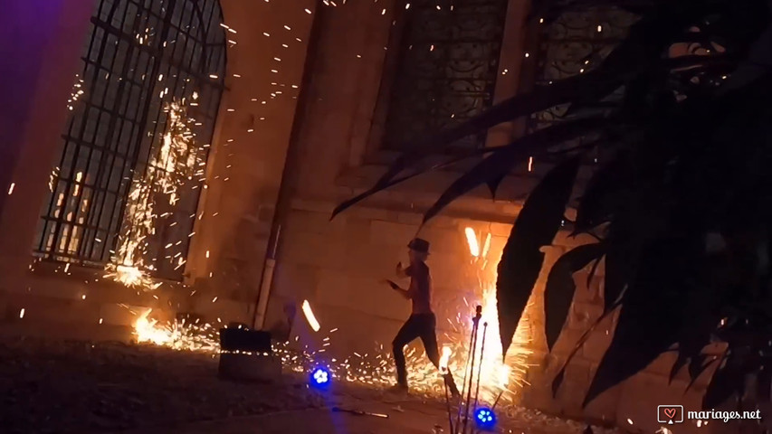 Animation Cracheur de feu spectaculaire