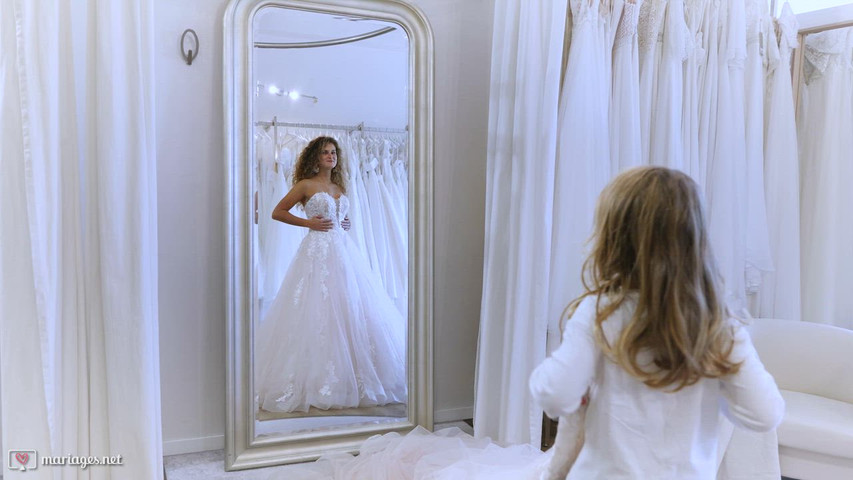 Video 1 horizontal v2 176365195976692