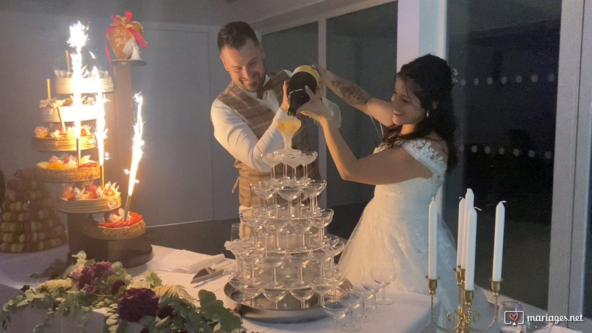 Arrivée du gâteau - Mariage du 1er juin 2024