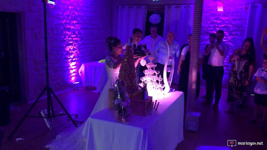 Éclairage salle et fontaine de champagne 