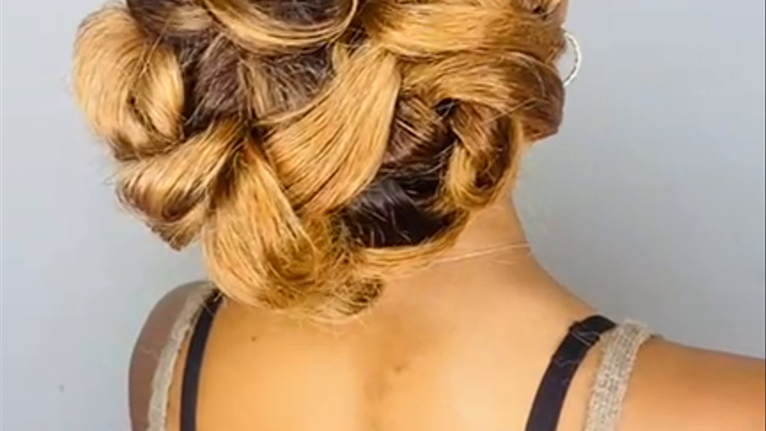 Brownie Golden Chignon