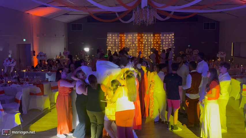 Ambiance sur la piste de danse 