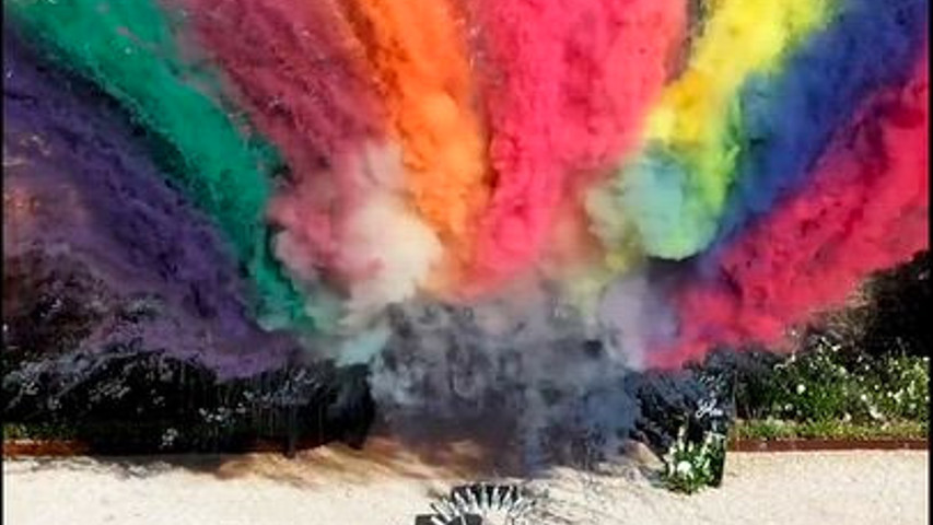 Feux d'artifice de jour 