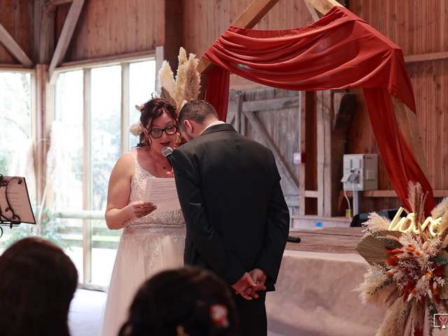 Le mariage de Mathieu et Virginie à Chauché, Vendée 1