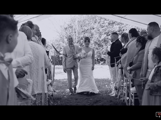 Le mariage de Florian et Elodie à Bagneux, Maine et Loire 1